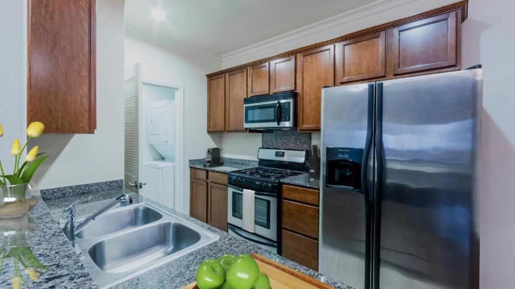 Holiday In La - 1Br With Free Parking, Laundry, Pool Los Angeles Luaran gambar